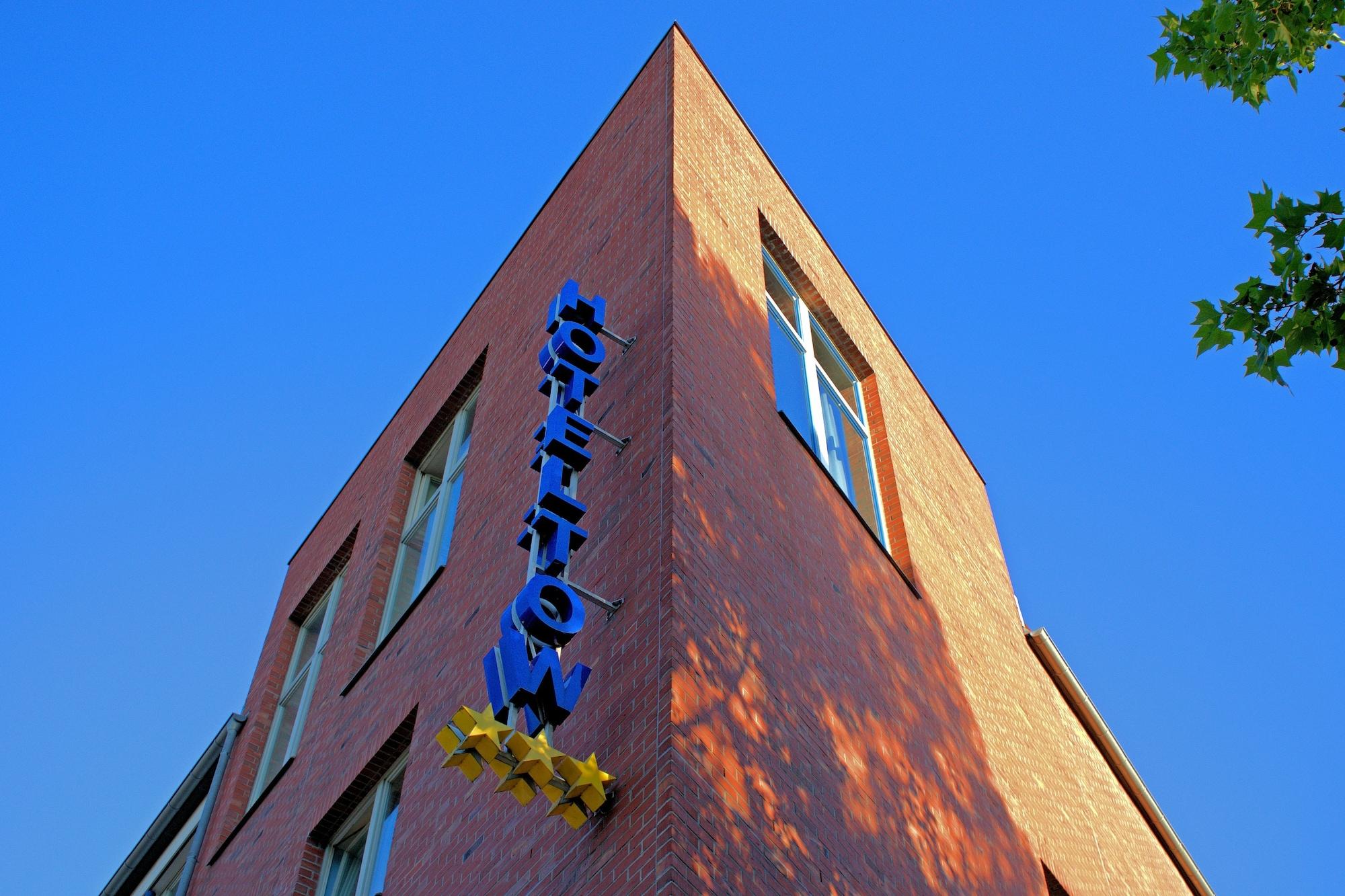H24 Hoteltow Teltow Exterior foto