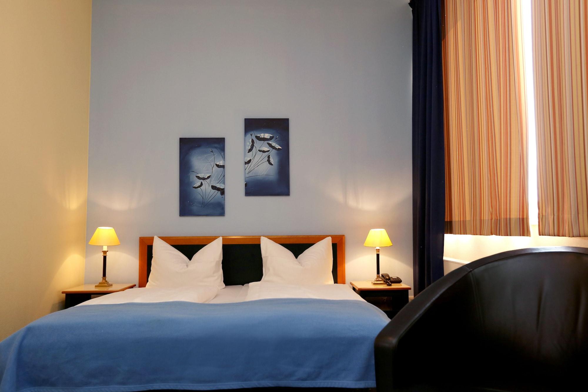 H24 Hoteltow Teltow Exterior foto