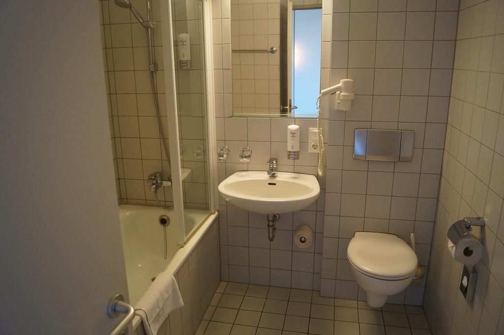 H24 Hoteltow Teltow Quarto foto