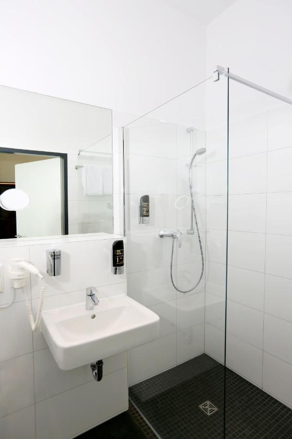 H24 Hoteltow Teltow Exterior foto