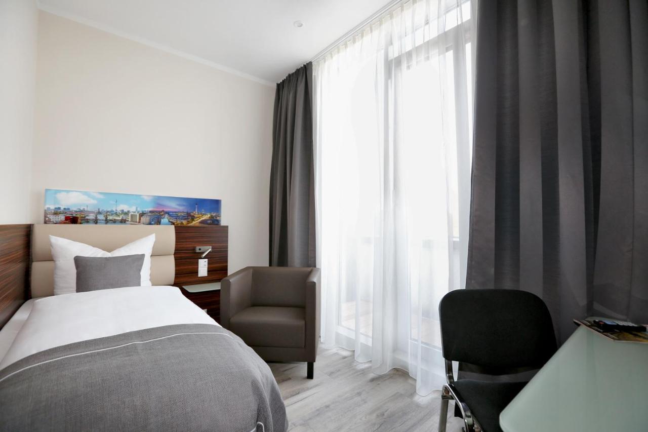H24 Hoteltow Teltow Exterior foto