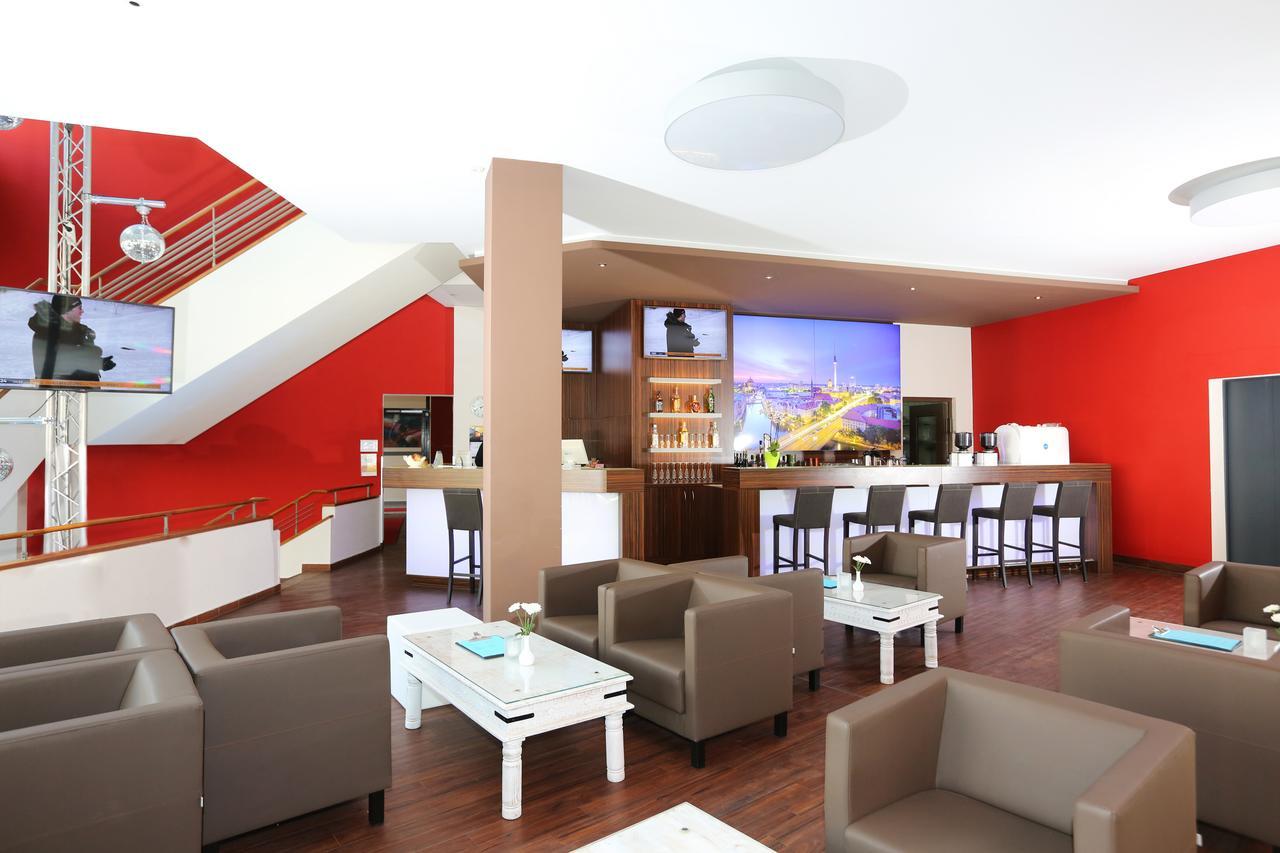 H24 Hoteltow Teltow Exterior foto