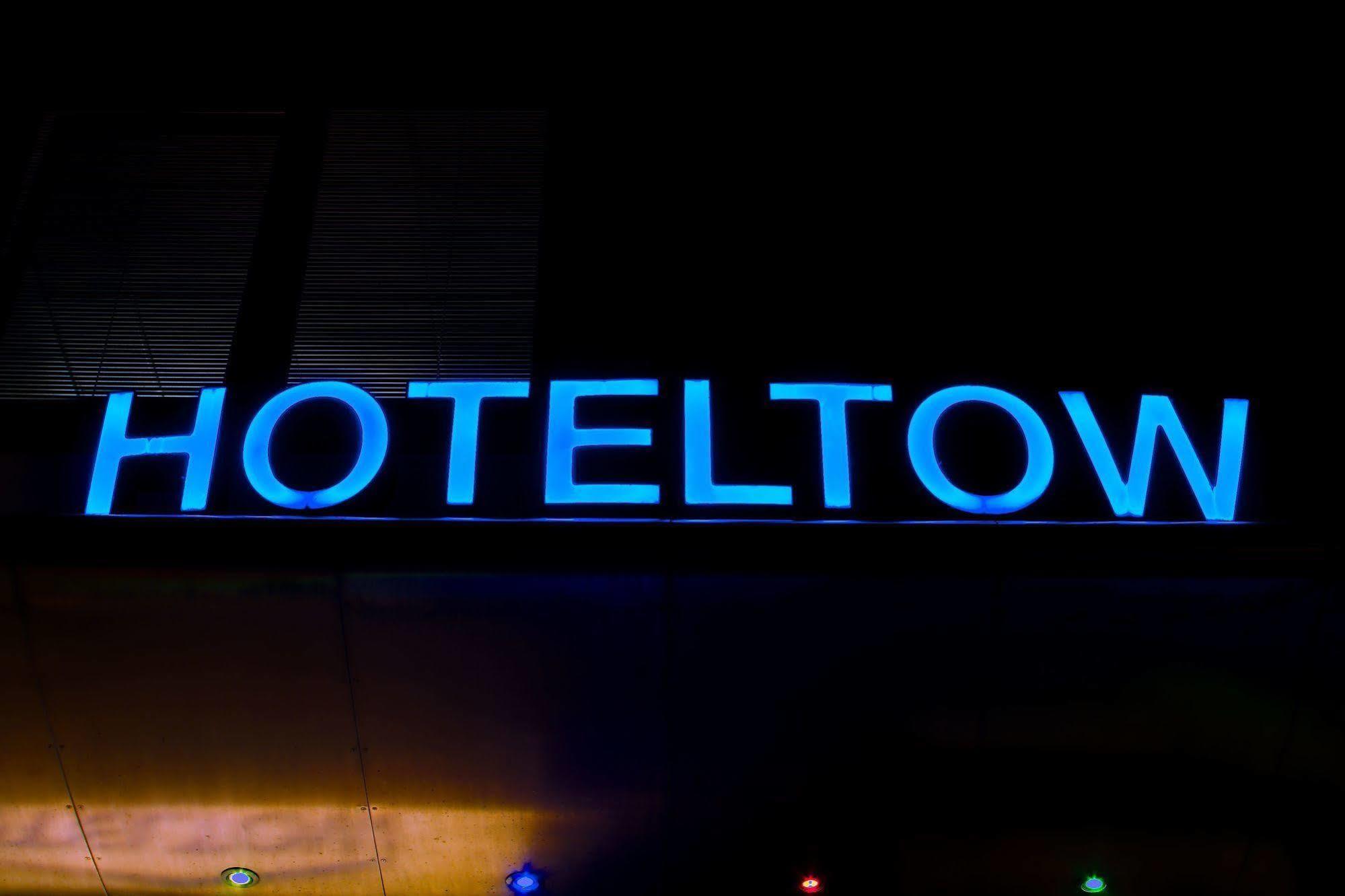 H24 Hoteltow Teltow Exterior foto